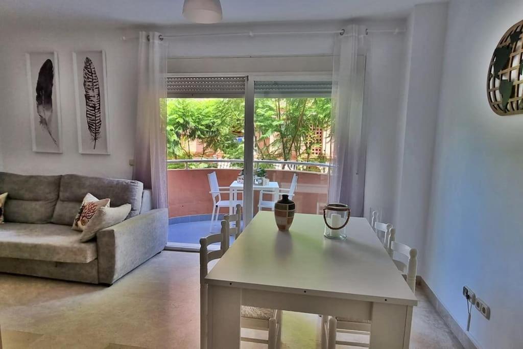 Acogedor Apartamento En Playa De Los Boliches Fuengirola Kültér fotó
